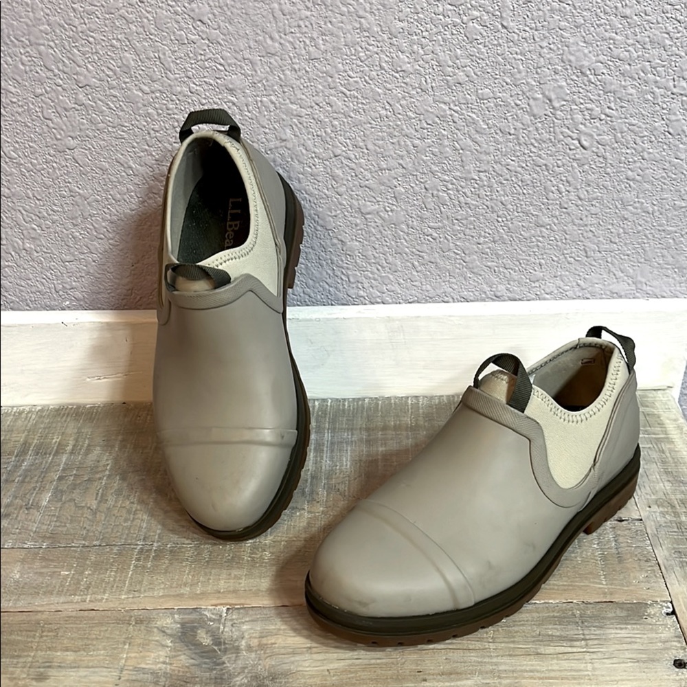 L.L. Bean  Wellie Rain Boots gray and Tan with rubber soles- Sz 7 Women’s